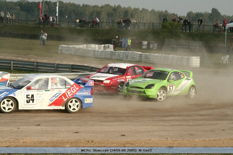 Mistrzostwa Europy Rally Cross - Słomczyn (24/25.09.2005)  © GeoS -> [ IMG_1380; 94,6 KB ]