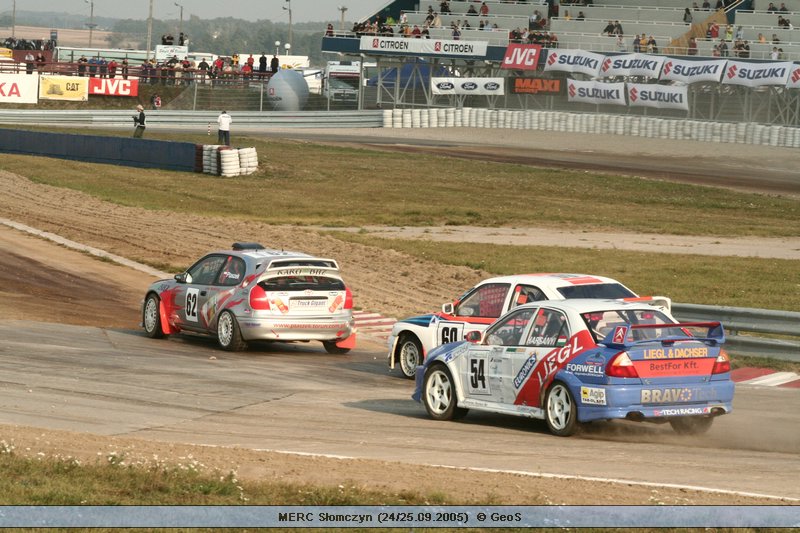 Mistrzostwa Europy Rally Cross - Słomczyn (24/25.09.2005)  © GeoS -> [ IMG_1381; 116 KB ]