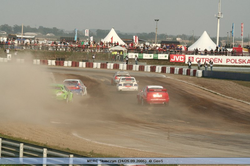 Mistrzostwa Europy Rally Cross - Słomczyn (24/25.09.2005)  © GeoS -> [ IMG_1383; 79,6 KB ]