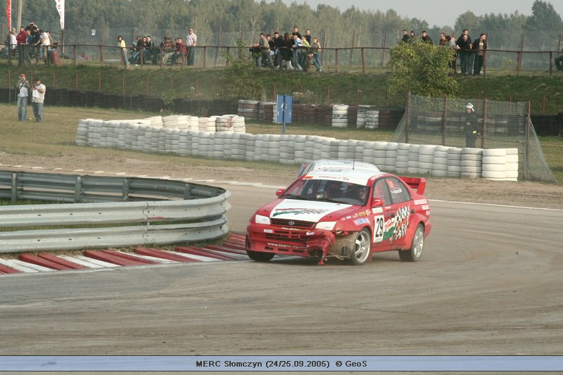 Mistrzostwa Europy Rally Cross - Słomczyn (24/25.09.2005)  © GeoS -> [ IMG_1401; 96,3 KB ]