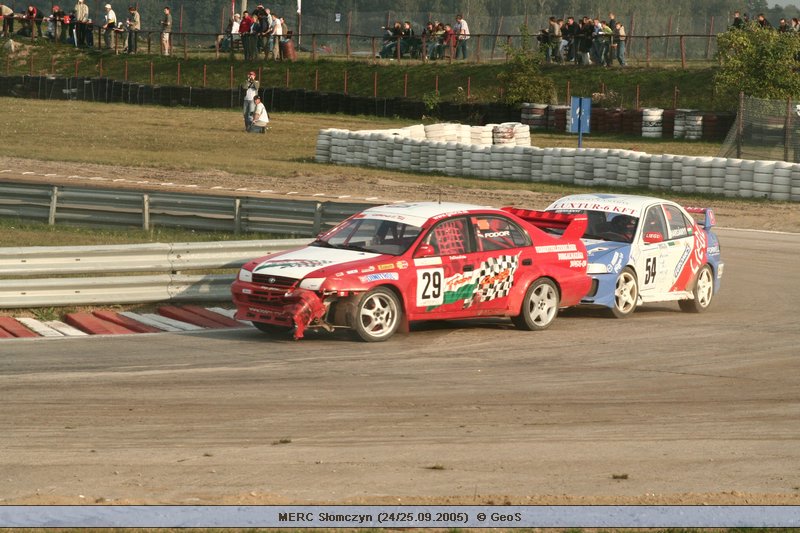 Mistrzostwa Europy Rally Cross - Słomczyn (24/25.09.2005)  © GeoS -> [ IMG_1407; 109 KB ]