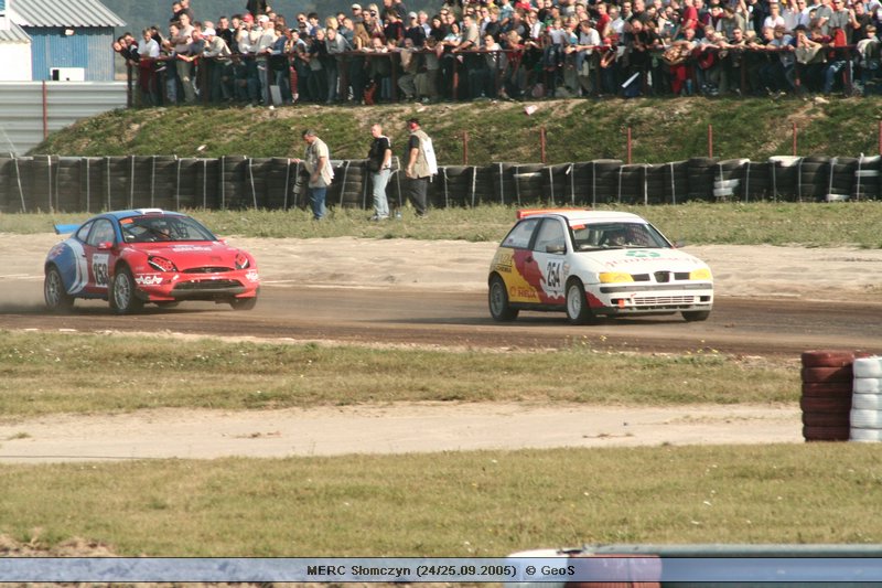 Mistrzostwa Europy Rally Cross - Słomczyn (24/25.09.2005)  © GeoS -> [ IMG_1568; 112 KB ]