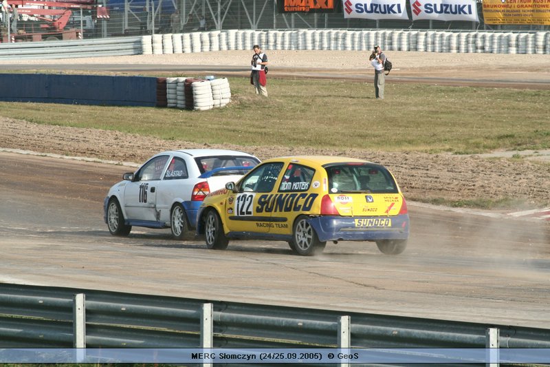 Mistrzostwa Europy Rally Cross - Słomczyn (24/25.09.2005)  © GeoS -> [ IMG_1677; 110 KB ]