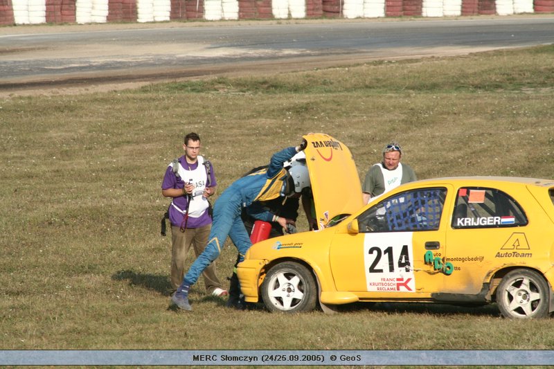 Mistrzostwa Europy Rally Cross - Słomczyn (24/25.09.2005)  © GeoS -> [ IMG_1702; 111 KB ]