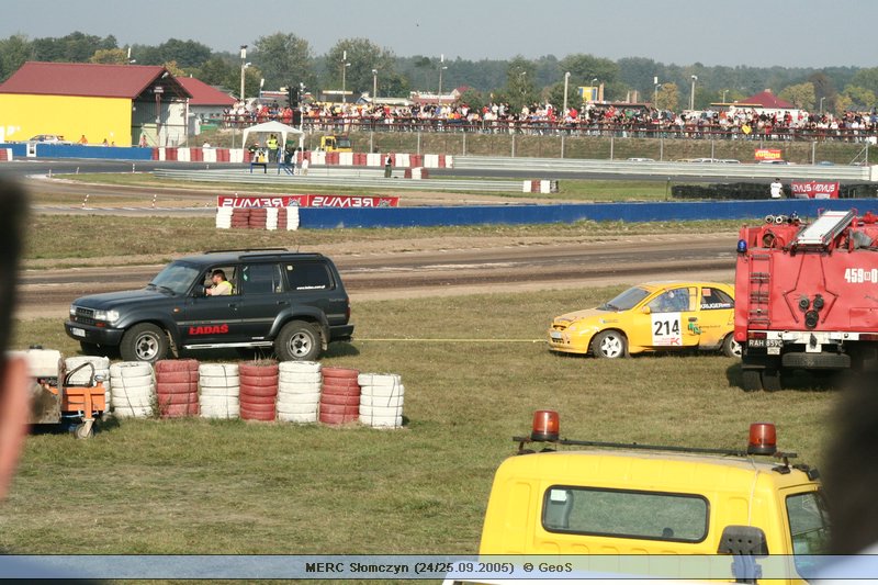 Mistrzostwa Europy Rally Cross - Słomczyn (24/25.09.2005)  © GeoS -> [ IMG_1713; 117 KB ]