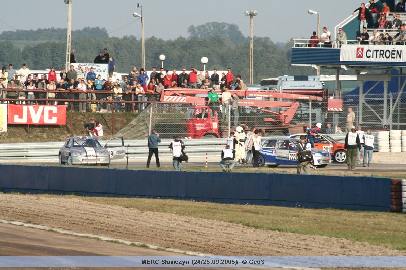 Mistrzostwa Europy Rally Cross - Słomczyn (24/25.09.2005)  © GeoS -> [ IMG_1821; 117 KB ]